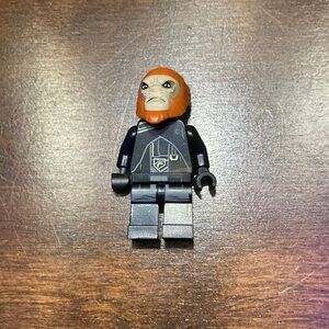 New Lego Star Wars Dryens Guard Minifigure (angry)